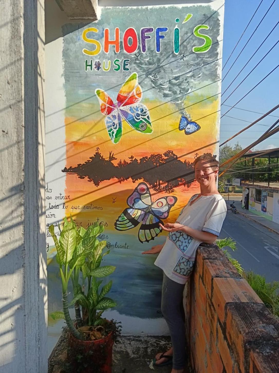 Shoffi'S House Backpackers Hotel Tarapoto Exterior photo